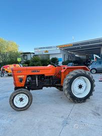 208-TRATTORE USATO FIAT 640 2RM