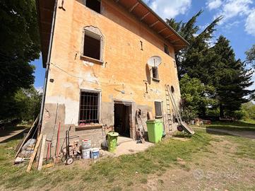 CASA DI CORTE A VALSAMOGGIA