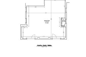 Magazzino con bagno