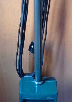 Aspirapolvere philips 850 compact + 31 SACCHI NUOV