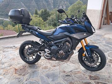 Moto Yamaha tracer 900gt 