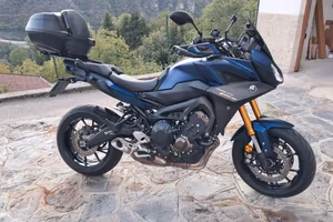 Moto Yamaha tracer 900gt 