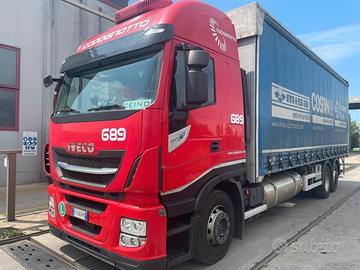 IVECO Stralis 460 LNG 6x2 centinato + Moffett M4 2