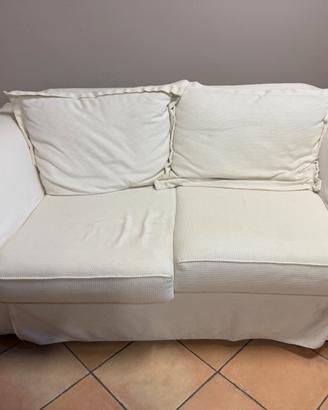 Divano due posti