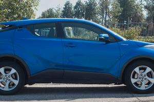 Toyota c-hr (2016-2023) - 2019