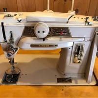 Macchina da cucire SINGER