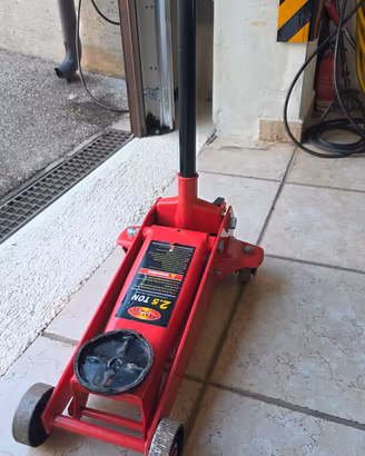 cric idraulico auto/camper/furgoni
