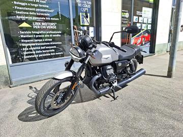 MOTO GUZZI V7 STONE CON SOLI 1700 KM