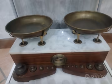 Bilancia antica droghiere