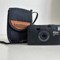 Fotocamera Nikon Zoom 300 AF 35mm + custodia