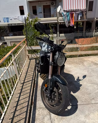 CB650R E-CLUTCH