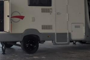 Piedini stazionamento