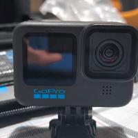 📷 GoPro HERO 10 Black + accessori | SD inclusa