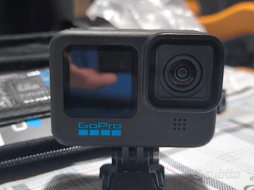 📷 GoPro HERO 10 Black + accessori | SD inclusa