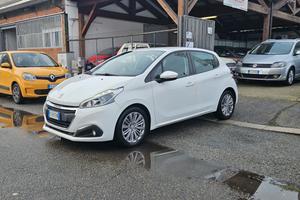 Peugeot 208 PureTech 82 5p. GPL Allure