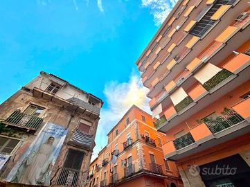 2 LOCALI A CASTELLAMMARE DI STABIA