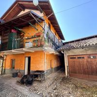 CASA SEMINDIPENDENTE A MIAGLIANO