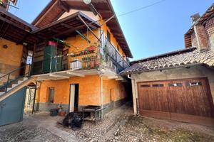 CASA SEMINDIPENDENTE A MIAGLIANO