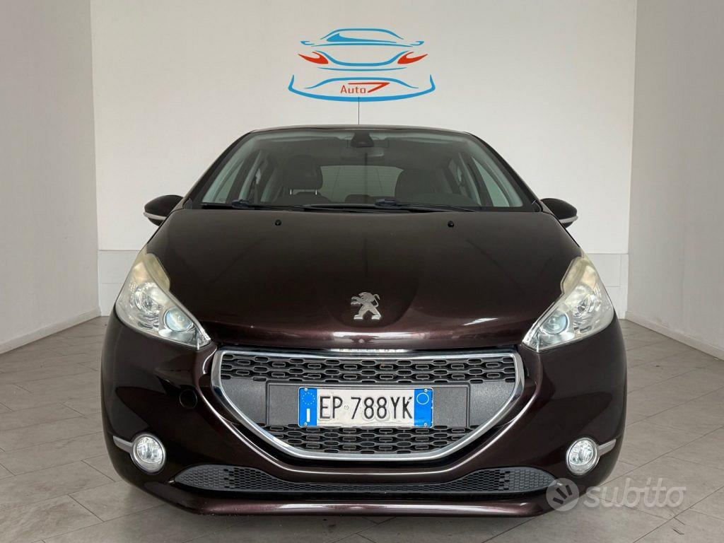 Peugeot 208 1° serie