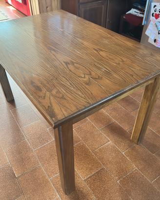 Tavolo in legno