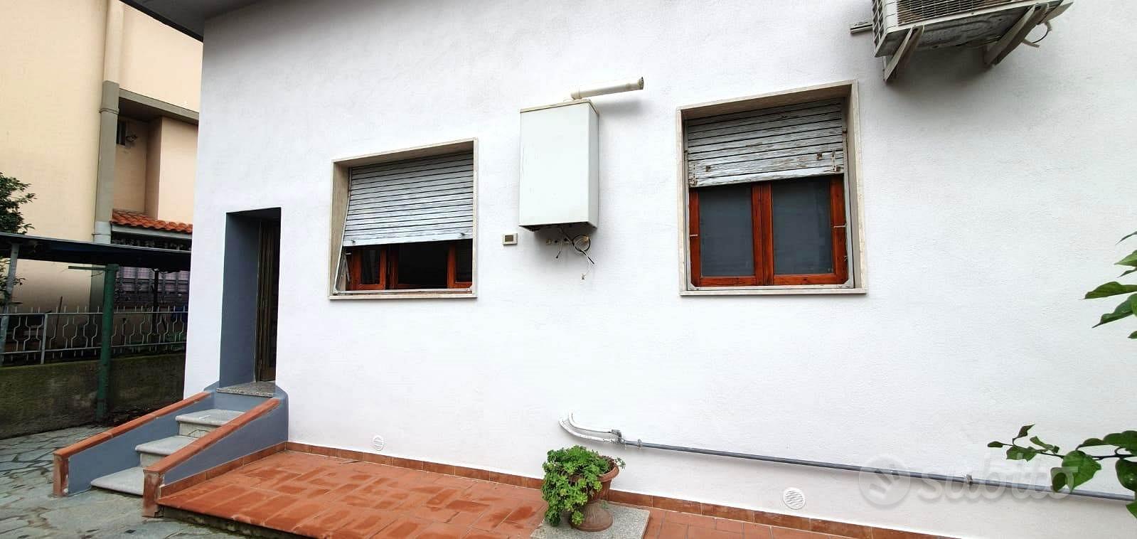 Casa – Follonica, Grosseto - Vista 2
