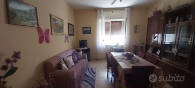 Pozzuoli - appartamento in contesto privato