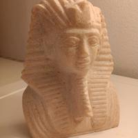 Statua maschera funeraria di Tutankhamon in pietra