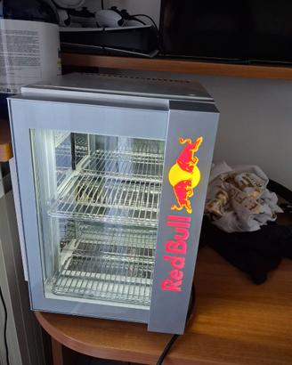 Frigovetrina Red Bull baby cooler 2020