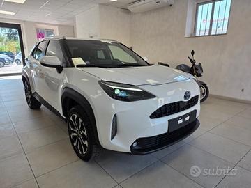 Toyota Yaris Cross 1.5 Hybrid 5p. E-CVT AWD-i Loun