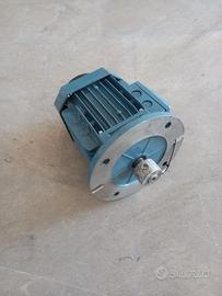 Motore trifase Abb 0,55kW
