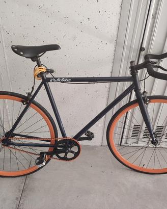 bicicletta scatto fisso