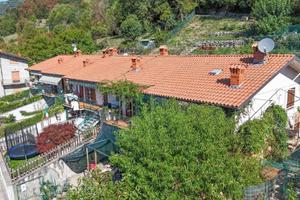 Villetta a schiera di 170 m² con 3 locali e box au
