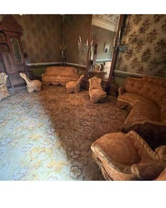 salotto stile liberty 2