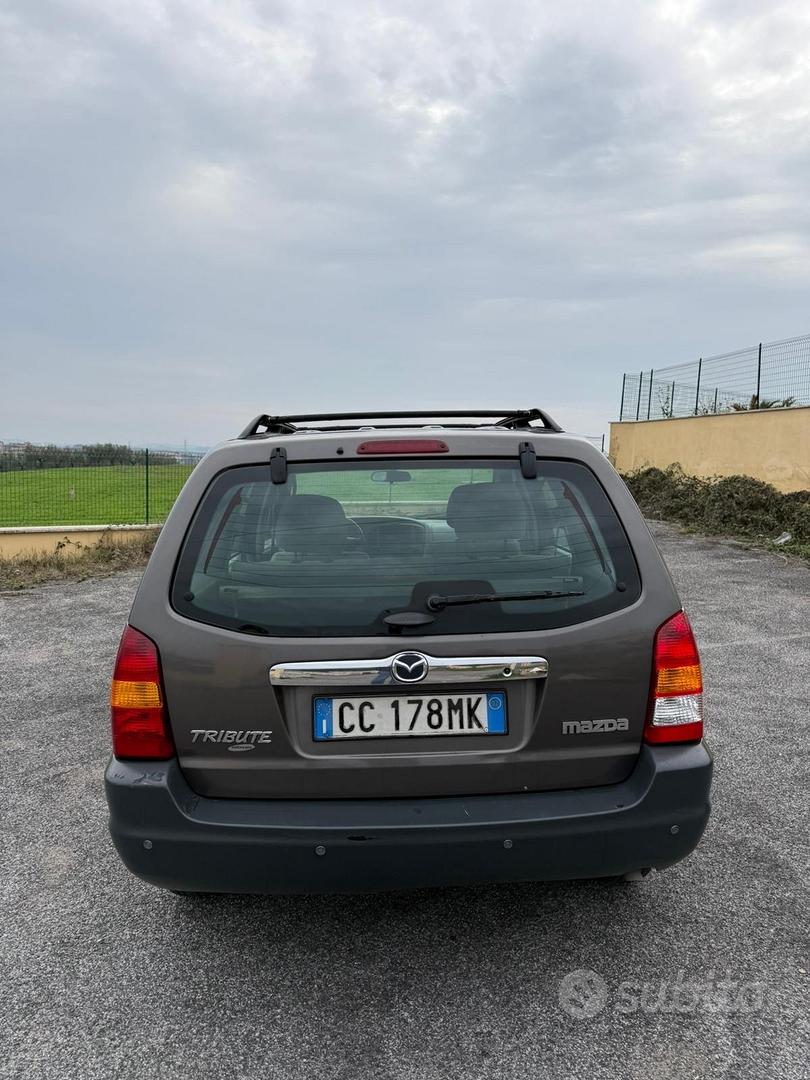 Mazda Tribute 2004 photo 3