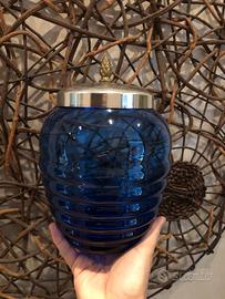 Vaso in vetro artigianalmente con coperchio