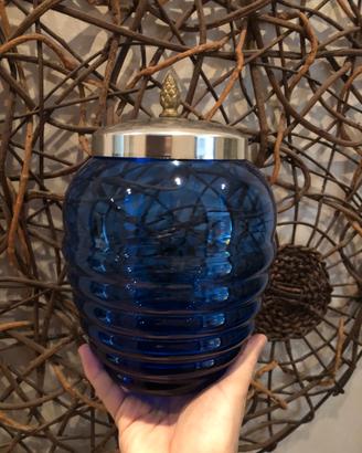 Vaso in vetro artigianalmente con coperchio