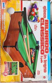 Biliardo in legno da tavolo