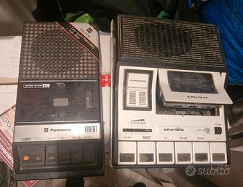 LETTORE REGISTRATORE A CASSETTE