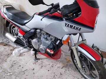 Yamaha XJ 750 - 1985