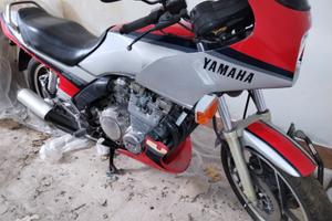 Yamaha XJ 750 - 1985