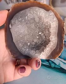 Geode di Agata con Quarzo Ialino – Purificazione