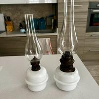 Antiche lampade a petrolio