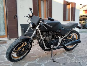 Suzuki GSX 550 caffè race