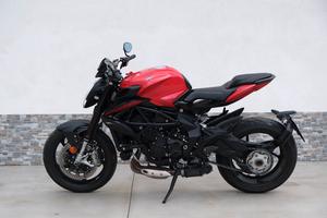 MV Agusta Brutale 800 rosso