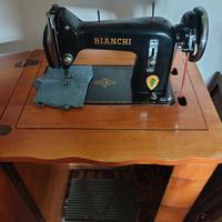 Macchina da cucire bianchi 