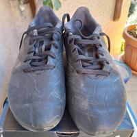 Scarpini calcio Adidas Predator neri