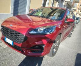FORD Kuga 3ª serie - 2022