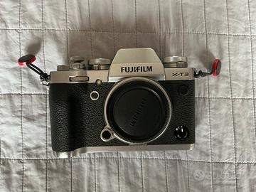 Fujifilm X-T3 Silver + Obiettivo Fujinon 18-55mm
