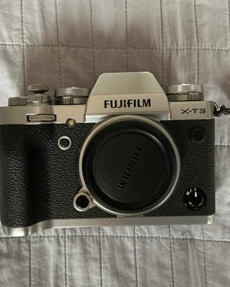 Fujifilm X-T3 Silver + Obiettivo Fujinon 18-55mm