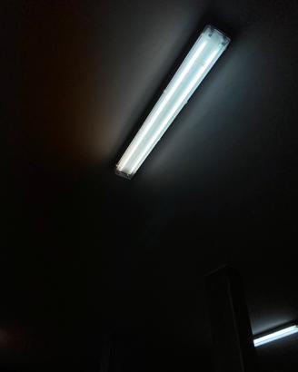 Plafoniere Neon